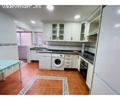 Piso de 4 habitaciones muy cerca de la universidad