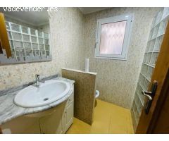 Piso de 4 habitaciones muy cerca de la universidad