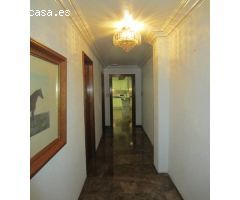 PISO EN EL  CENTRO CERCA  DE SANTA MARIA CON 5 DORMITORIOS