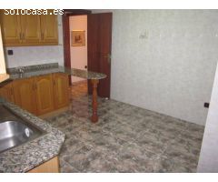 Piso en Venta en Elche de la Sierra, Alicante