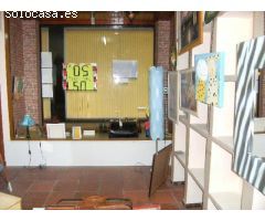 ZONA CENTRO NOVELDA con dos buenos escaparates
