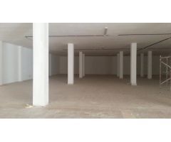 TINERCASA ALQUILA GRAN SUPERFICIE EN PLENO CASCO COMERCIAL DE SAN ISIDRO