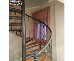 SORPRENDENTE ATICO DUPLEX EN TORREAGUERA