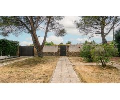 ¡Tu nuevo hogar en Soto del Real! Casa independiente con parcela, terraza y vistas despejadas