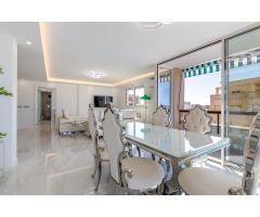 Exclusivo piso con espectaculares vistas sobre la bahía y el casco antiguo de Palma