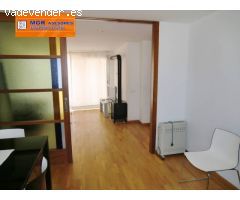 ESTUPENDO ÁTICO CON TERRAZA DE 40 M2. AMUEBLADO Y EQUIPADO ¡¡¡LISTO PARA ENTRAR A VIVIR!!!!