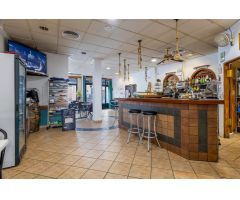 Traspaso de Bar-Cafetería en pleno funcionamiento en Campos