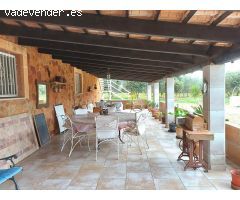 CASA DE CAMPO CON TERRAZA DE 140 M² Y ZONA DE APARCAMIENTO EN SENCELLES.