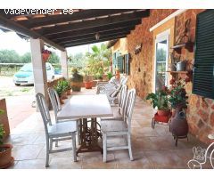 CASA DE CAMPO CON TERRAZA DE 140 M² Y ZONA DE APARCAMIENTO EN SENCELLES.