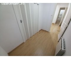 Piso de un dormitorio y vestidor cerca de Plaza del Centro de larga duración