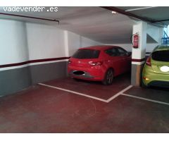 Parking junto Plaça del Centre (Les Corts / Sants)