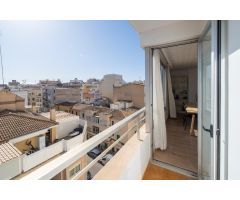 SOLEADO piso a menos de 600m del mar CON VISTAS a la BAHÍA!