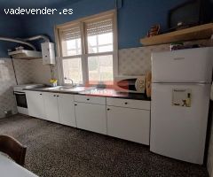 SE VENDE CASA PARA ENTRAR A VIVIR Y CASA TÍPICA GALLEGA EN CARRETERA LU-530 HACIA CASTROVERDE