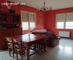 SE VENDE CASA PARA ENTRAR A VIVIR Y CASA TÍPICA GALLEGA EN CARRETERA LU-530 HACIA CASTROVERDE