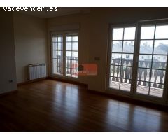 SE VENDE PRECIOSA   O PERMUTA CASA INDIVIDUAL CON JARDIN EN LA  ZONA DE ABELLA!!!