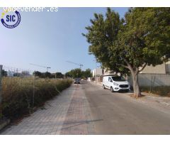 CONSTRUYE TU SUEÑO EN ESTA PARCELA DE 400M2 EN LA ZONA RESIDENCIAL PAU LLEDO EN CASTELLÓN