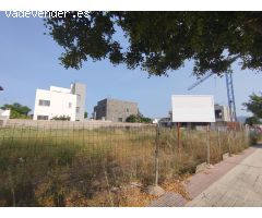 CONSTRUYE TU SUEÑO EN ESTA PARCELA DE 400M2 EN LA ZONA RESIDENCIAL PAU LLEDO EN CASTELLÓN
