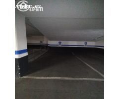 ¡¡¡ESPACIOSA PLAZA DE GARAJE EN URB. CERRADA!!!