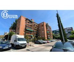 PISO DE 3 DORMITORIOS CON TERRAZA Y ASCENSOR