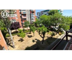 PISO DE 3 DORMITORIOS CON TERRAZA Y ASCENSOR