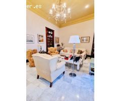 ESPECTACULAR PISO CON ENCANTO EN EL CORAZÓN DE CÁDIZ