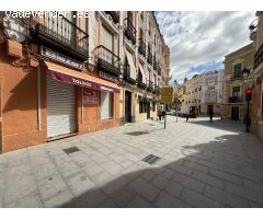 Local/vivienda en calle Santa Lucia