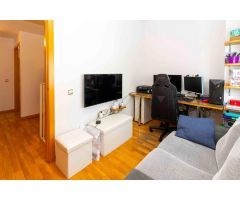 ÁTICO DUPLEX CON GARAJE Y TRASTERO EN EL CASCO ANTIGUO
