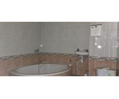 LOCAL COMERCIAL CON ENTREPLANTA