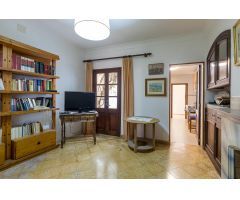 CASA DE PUEBLO EN EL CENTRO DE POLLENÇA