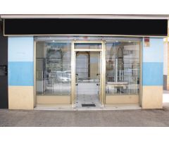 Local comercial en Alquiler en Los Sevillanos, Sevilla