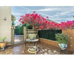 Chalet en Venta en Montequinto, Sevilla