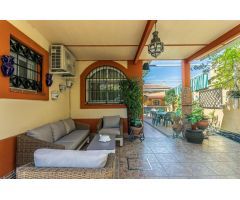 Chalet en Venta en Montequinto, Sevilla
