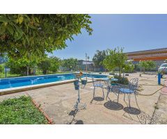 SE VENDE CHALET PARCELA 1.700 M2 159 M2 DE VIVIENDA CON GARAJE - TRASTERO 95 M2 CON PISCINA PRIVADA