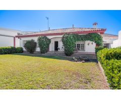 Chalet Independiente con piscina privada