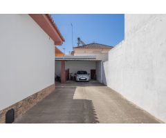 Chalet Independiente con piscina privada