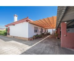 Chalet Independiente con piscina privada