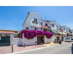 CASA PAREADA EN JARDINES DE ALJARASOL