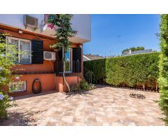 CASA PAREADA EN JARDINES DE ALJARASOL