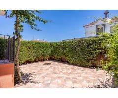 CASA PAREADA EN JARDINES DE ALJARASOL