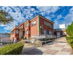 CHALET EN LA JUNCOSA ALCALA DE GUADAIRA