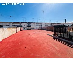 Casa en planta alta con Local