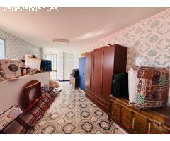 Casa en planta alta con Local
