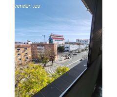 Piso con terraza para reformar
