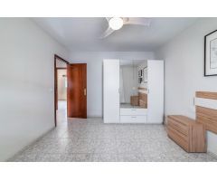 IDEAL PARA INVERSORES. ESTUPENDO PISO SIN ASCENSOR EN BUENAS CONDICIONES EN EL PLANTINAR.