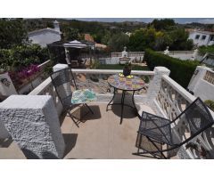 Casa inmaculada con vistas abiertas, cerca de todos los servicios