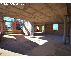 Finca rustica con edificación empezada