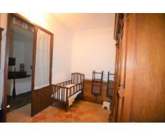 Casa de pueblo con estilo mallorquín.