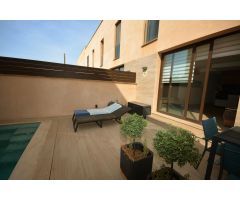 ESPECTACULAR CHALET ADOSADO DE RECIENTE CONSTRUCCION