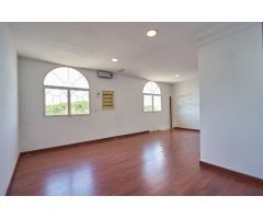 Local comercial en alquiler en Parque Coimbra