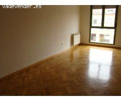 Piso de alquiler  junto al Ayuntamiento de Arroyomolinos.